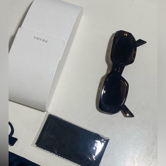Prada tortoiseshell Scultoreo Narrow Sunglasses in perfect condition! - Picture 11 of 16